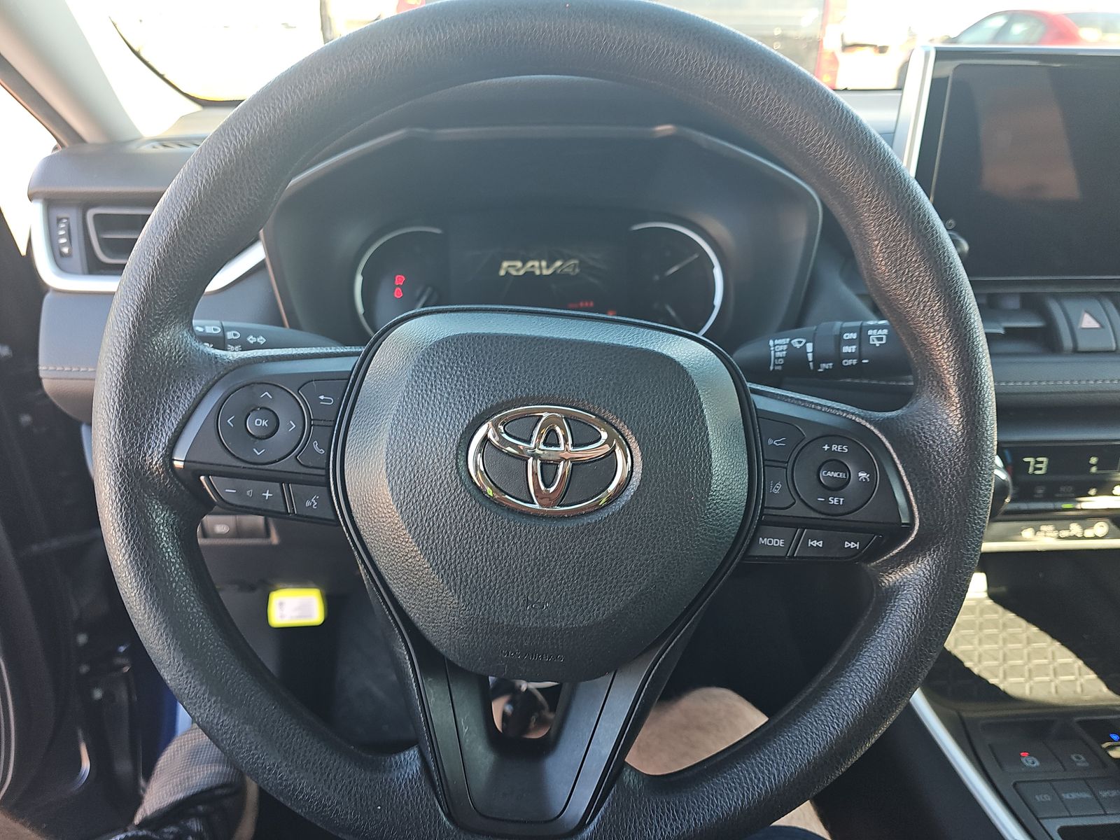 2024 Toyota RAV4 XLE FWD