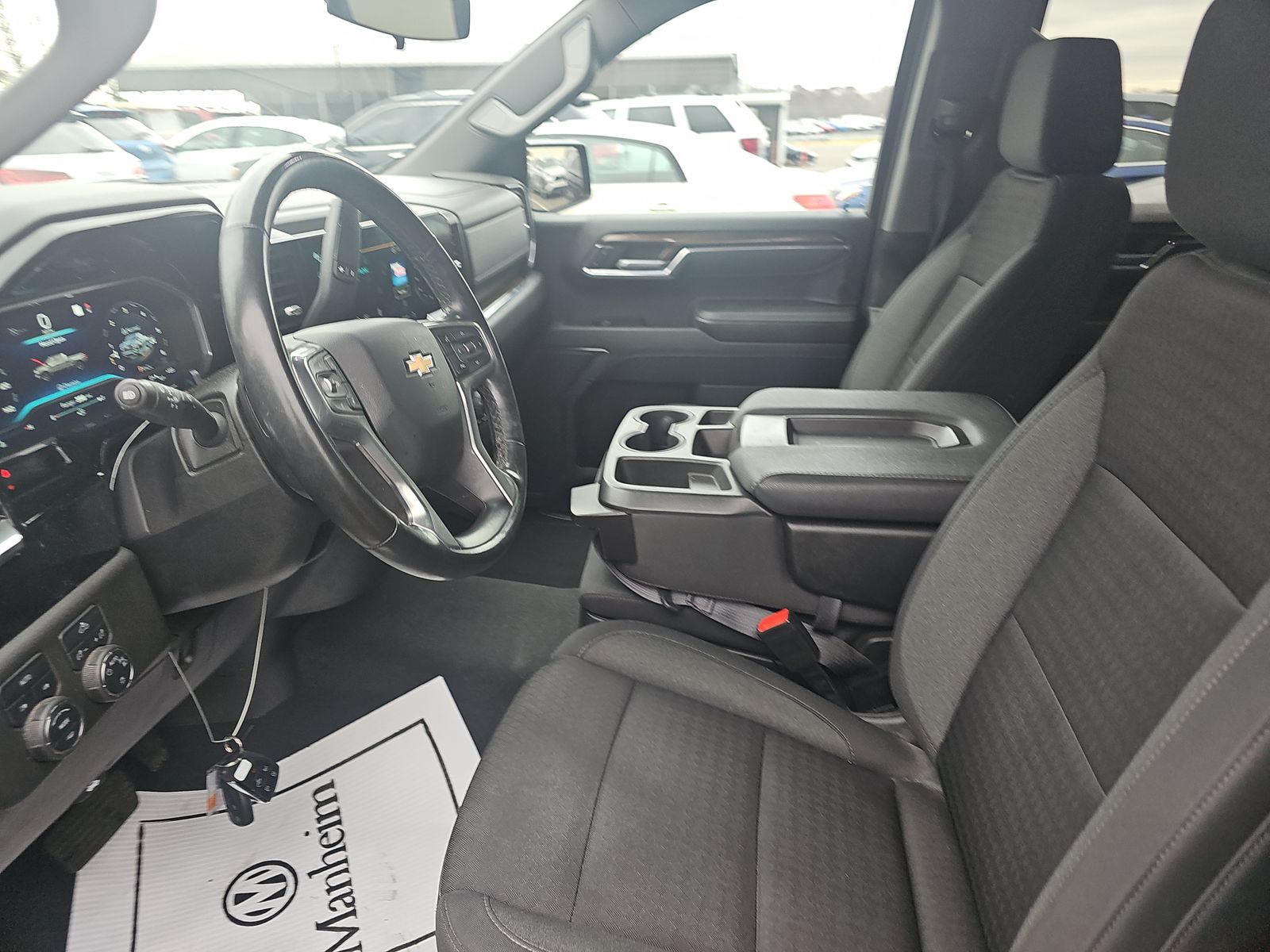 2023 Chevrolet Silverado 1500 LT AWD