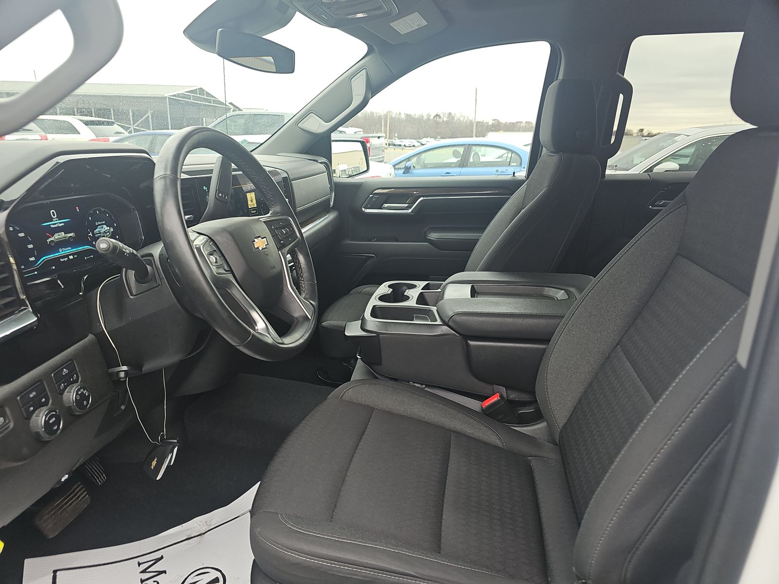 2023 Chevrolet Silverado 1500 LT AWD