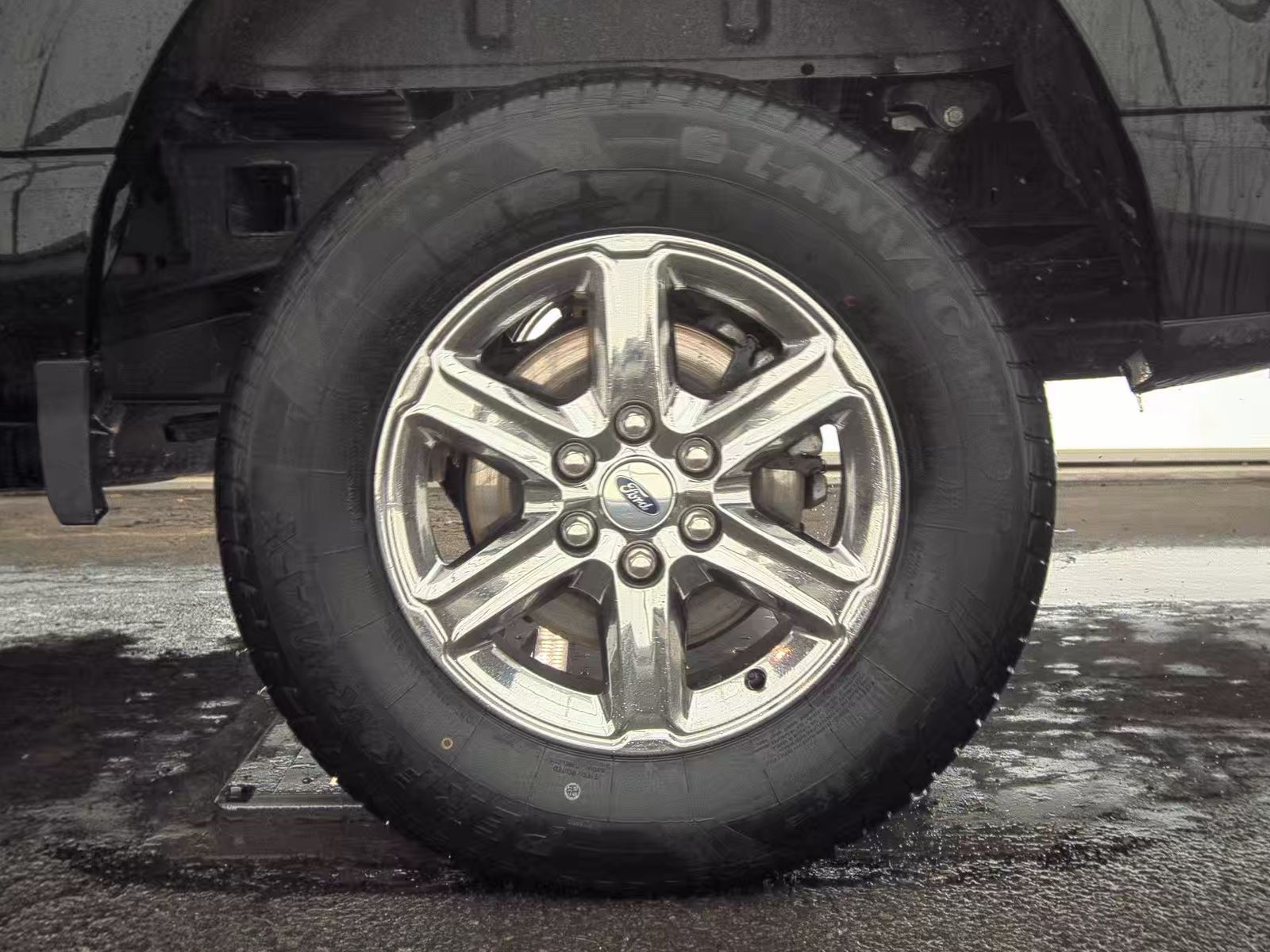 2024 Ford F-150 XLT AWD