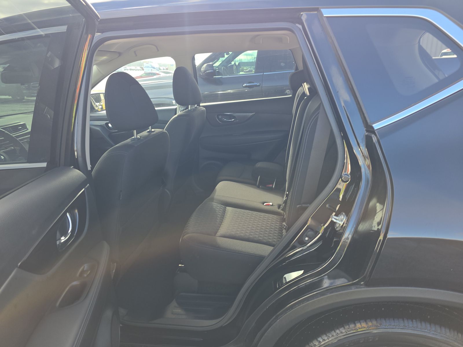 2020 Nissan Rogue SV FWD