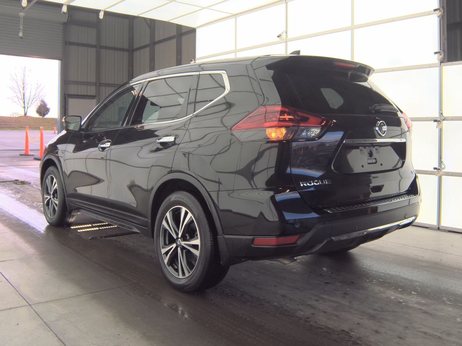 2020 Nissan Rogue SV FWD