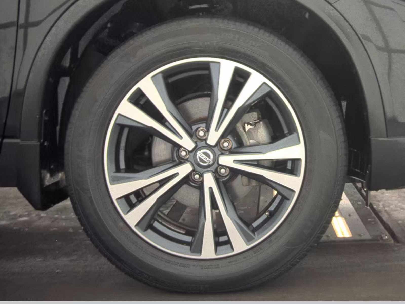 2020 Nissan Rogue SV FWD