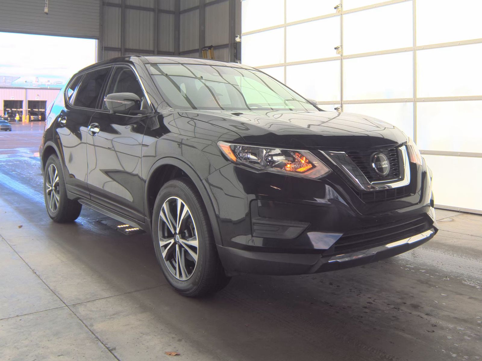 2020 Nissan Rogue SV FWD