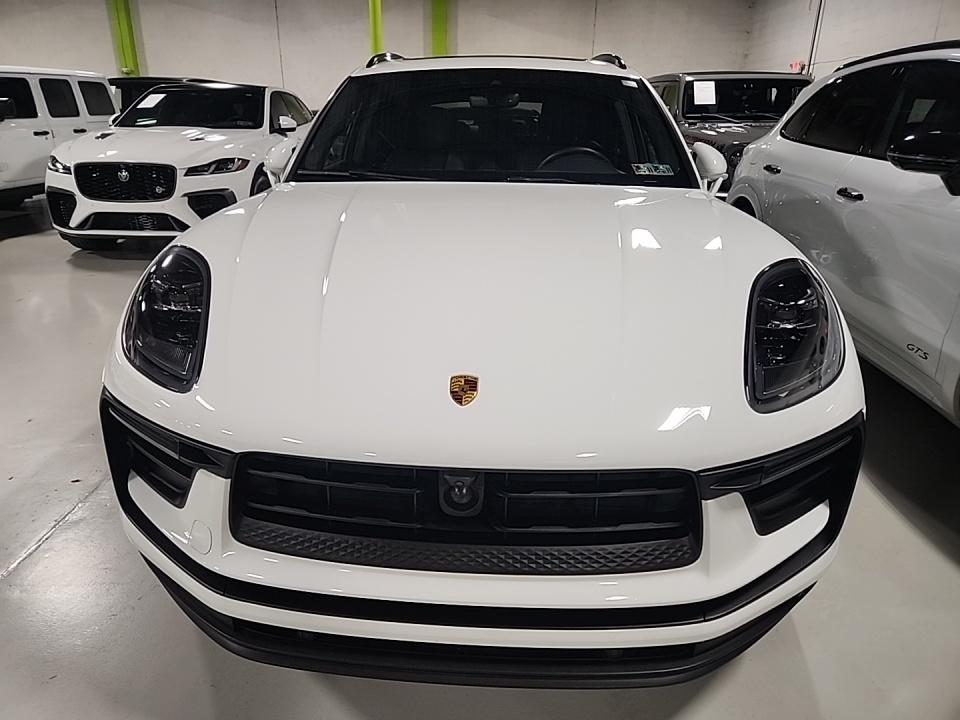 2023 Porsche Macan Base AWD