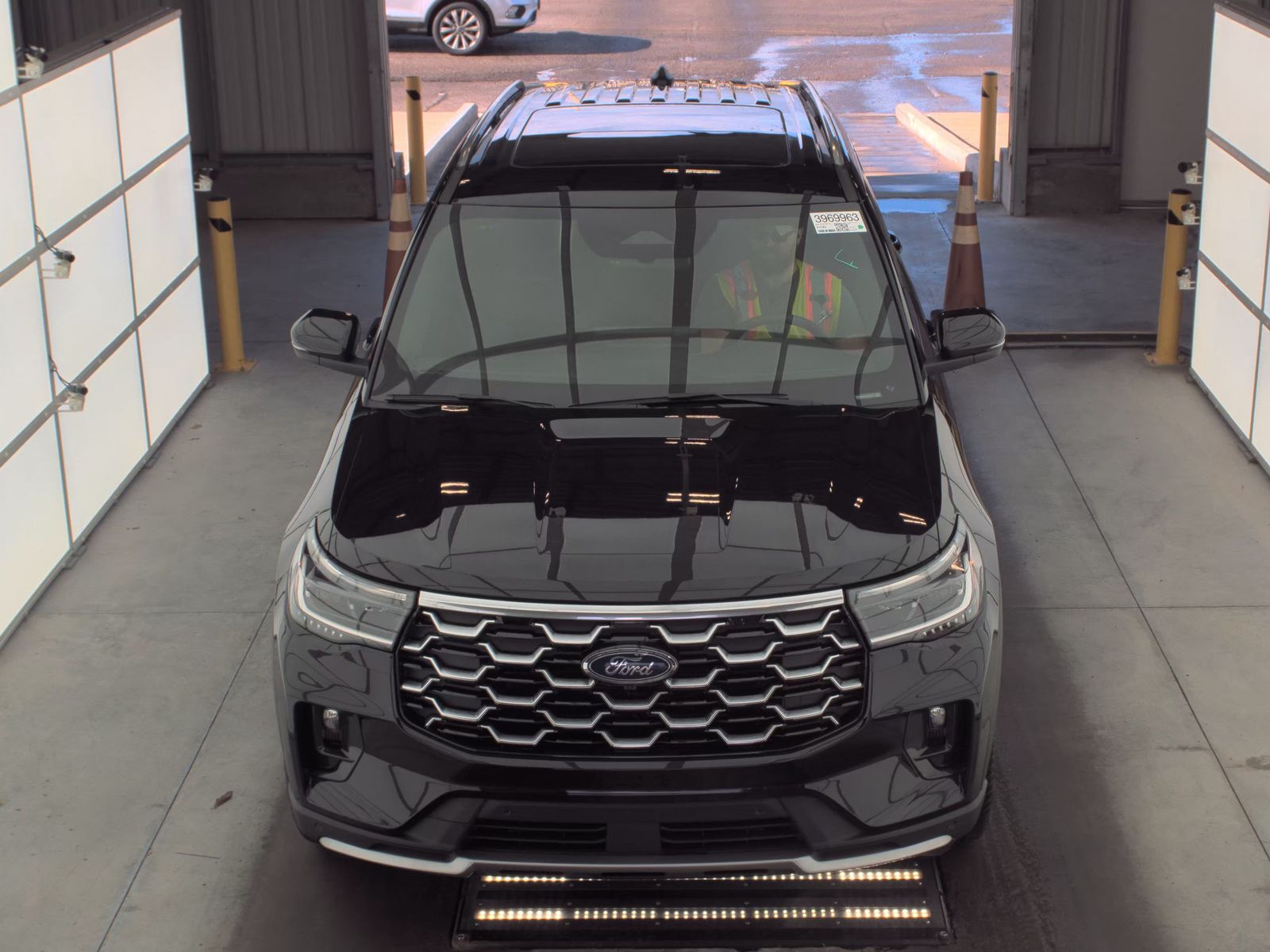 2025 Ford Explorer Platinum AWD