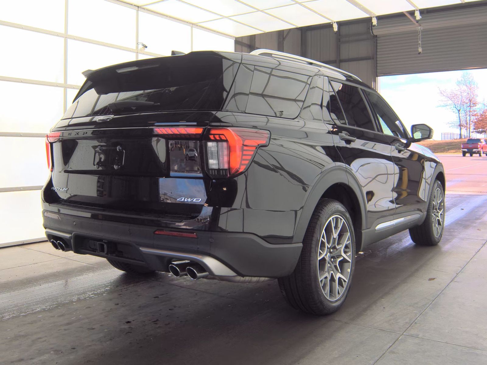 2025 Ford Explorer Platinum AWD