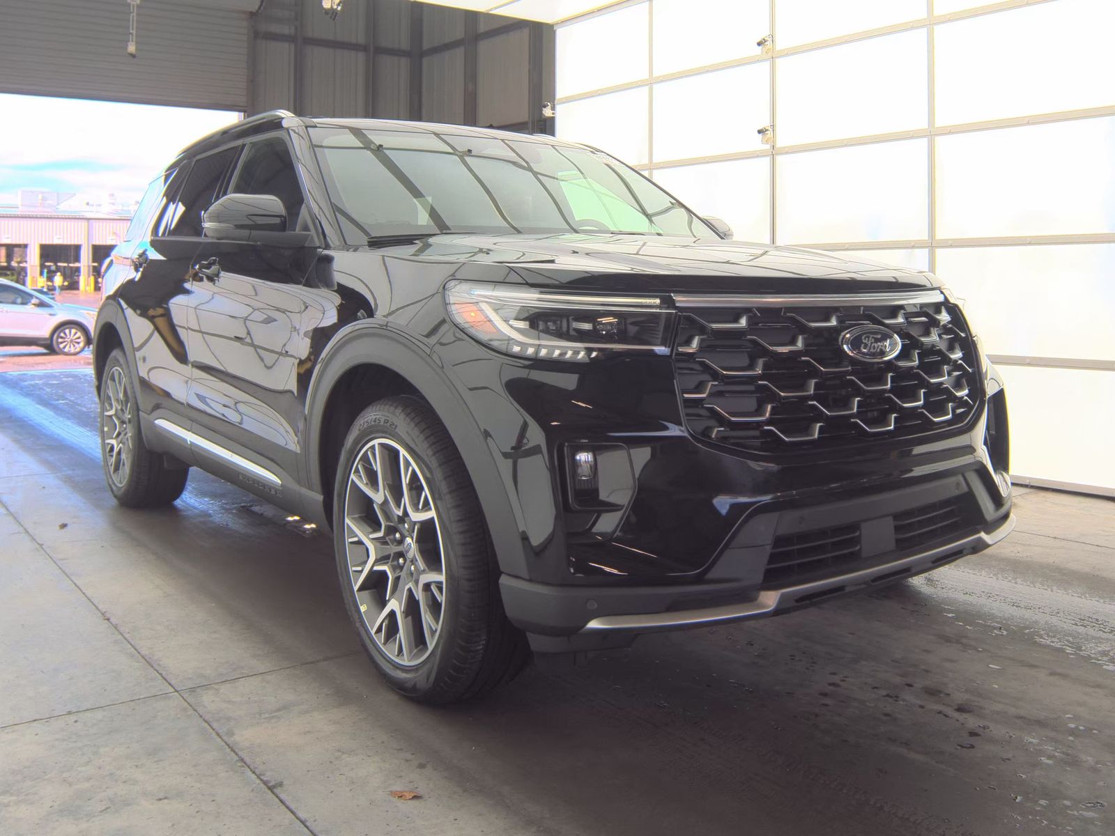 2025 Ford Explorer Platinum AWD