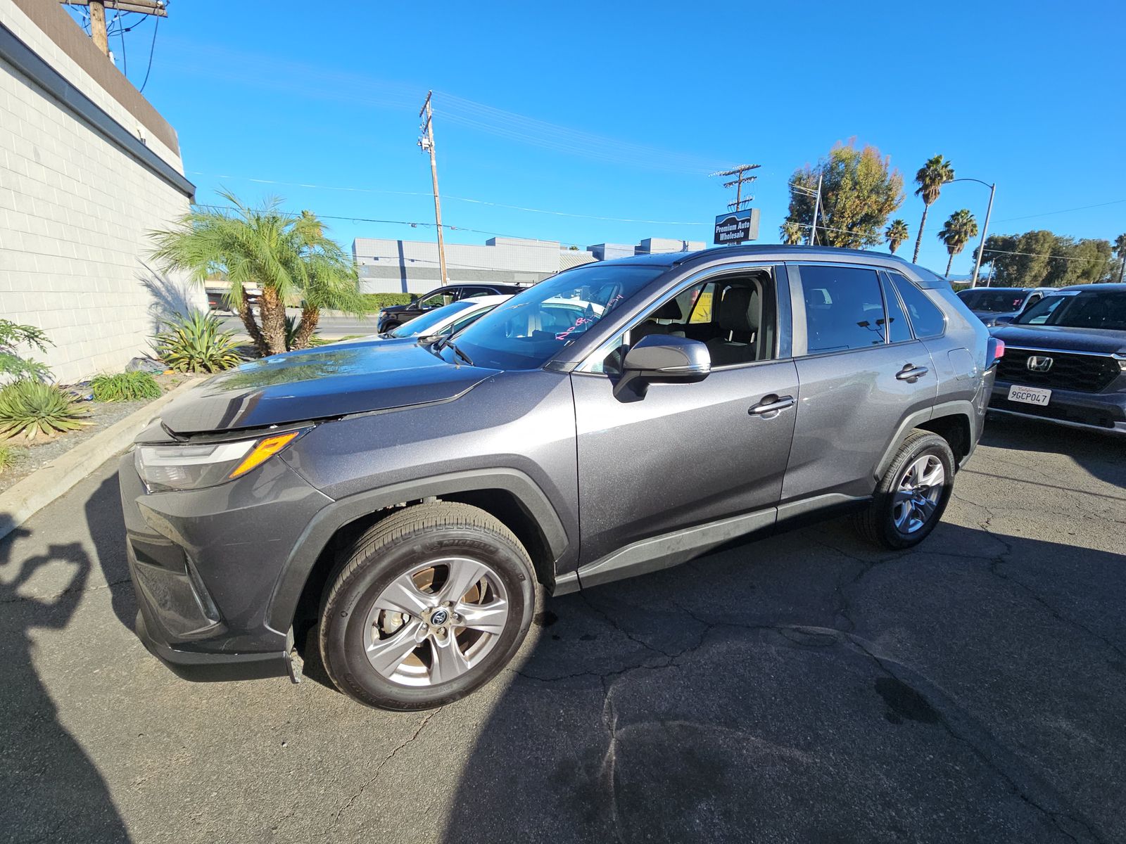 2025 Toyota RAV4 XLE AWD