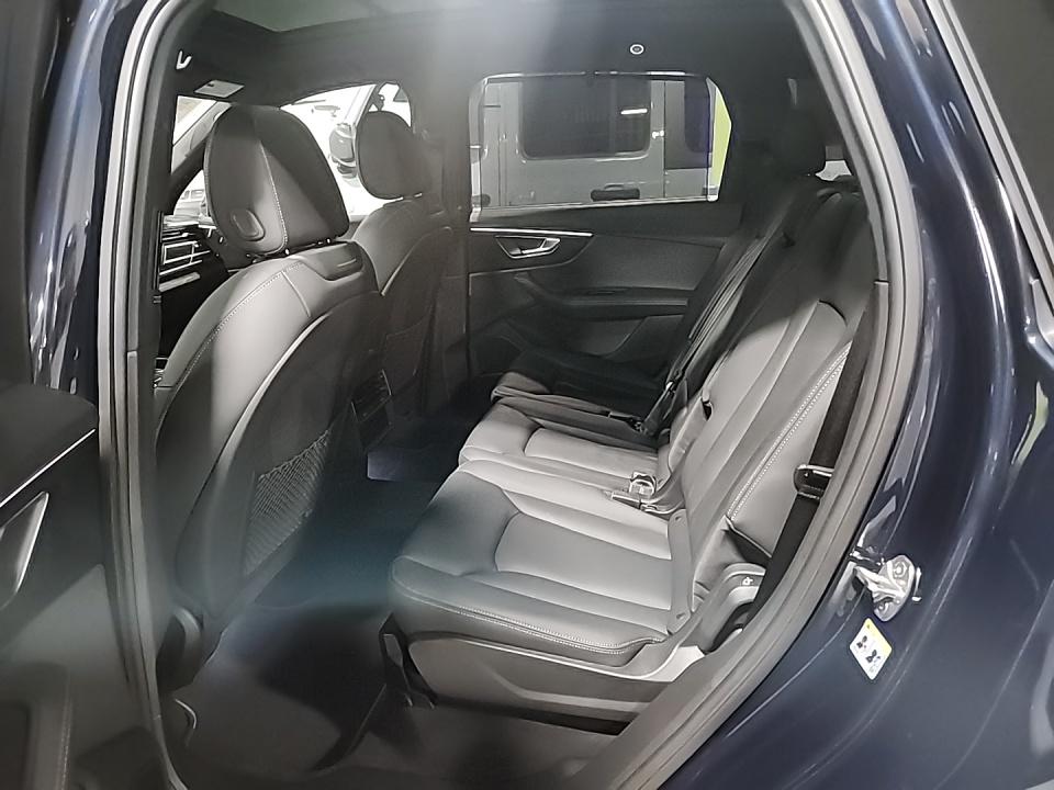 2025 Audi Q7 Premium Plus AWD