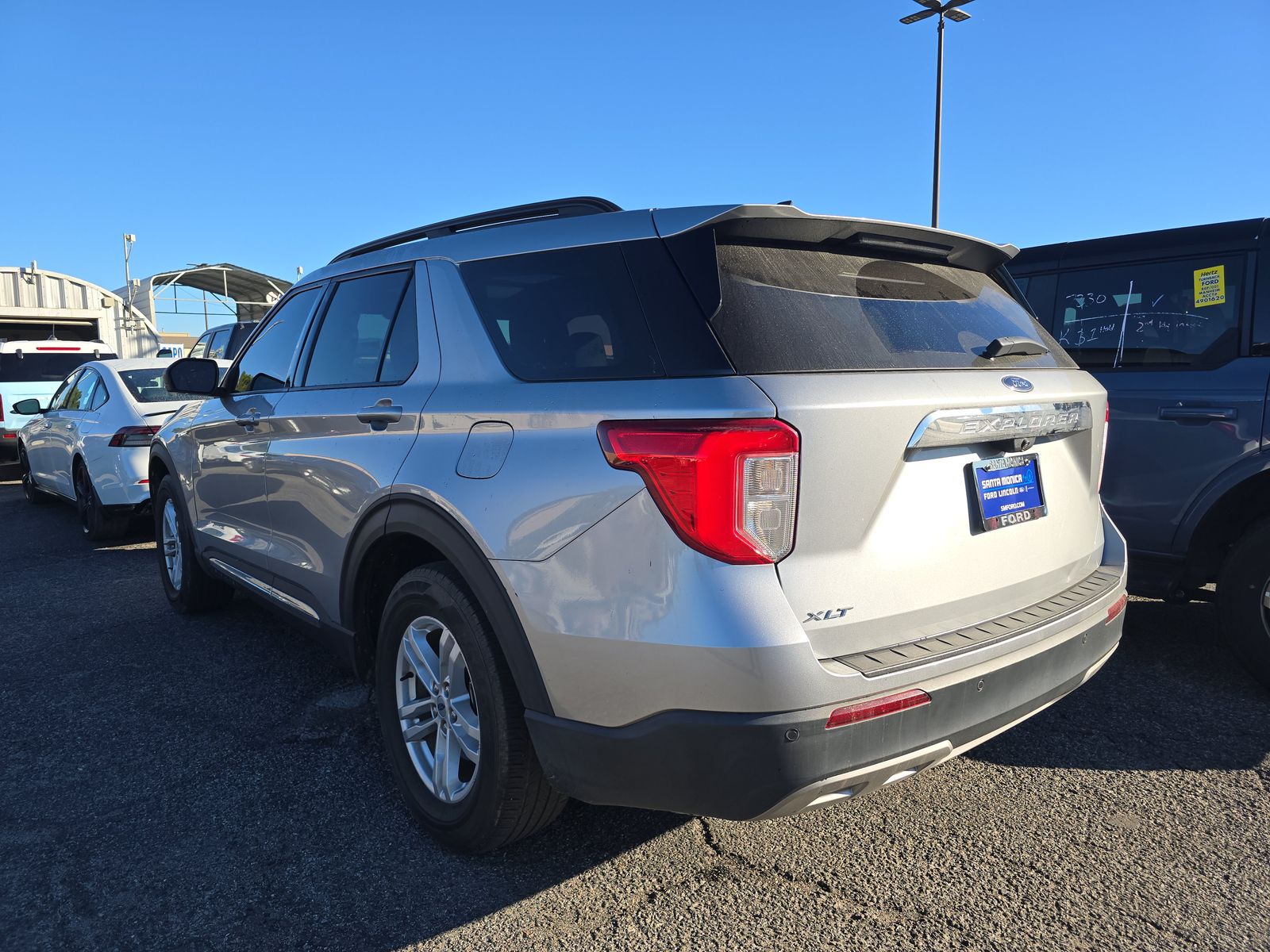 2022 Ford Explorer XLT RWD
