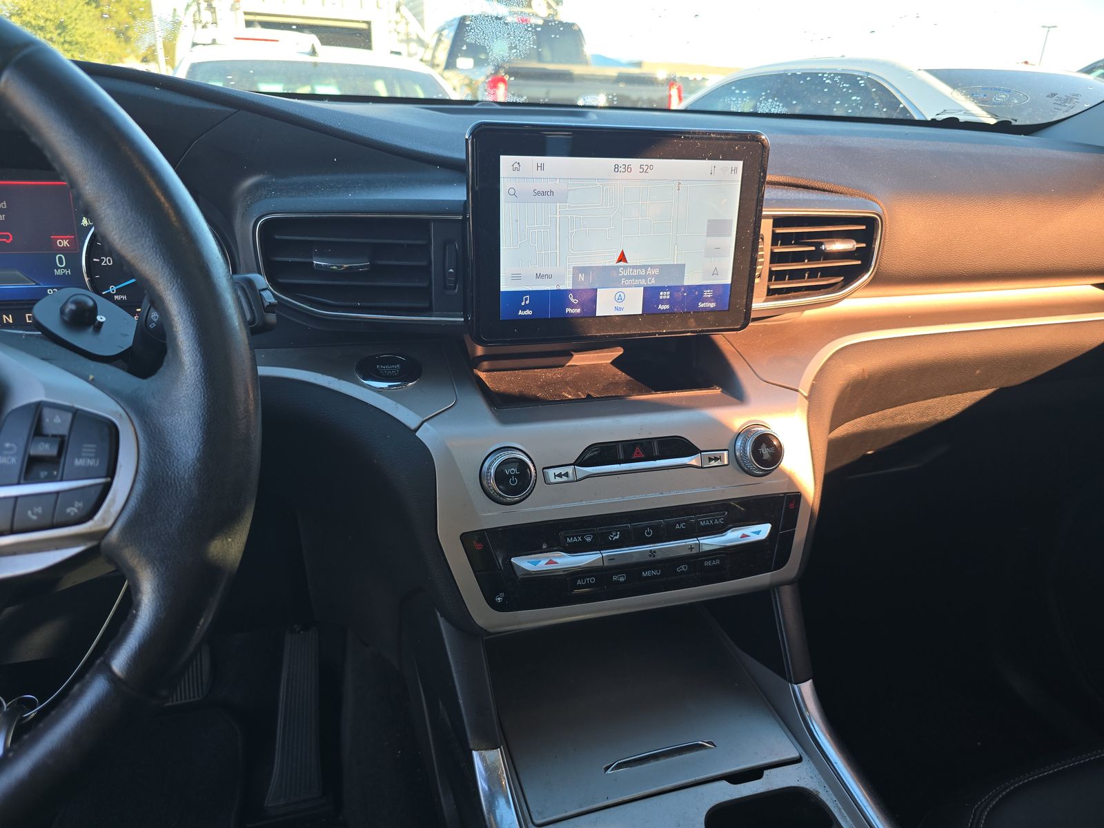 2022 Ford Explorer XLT RWD