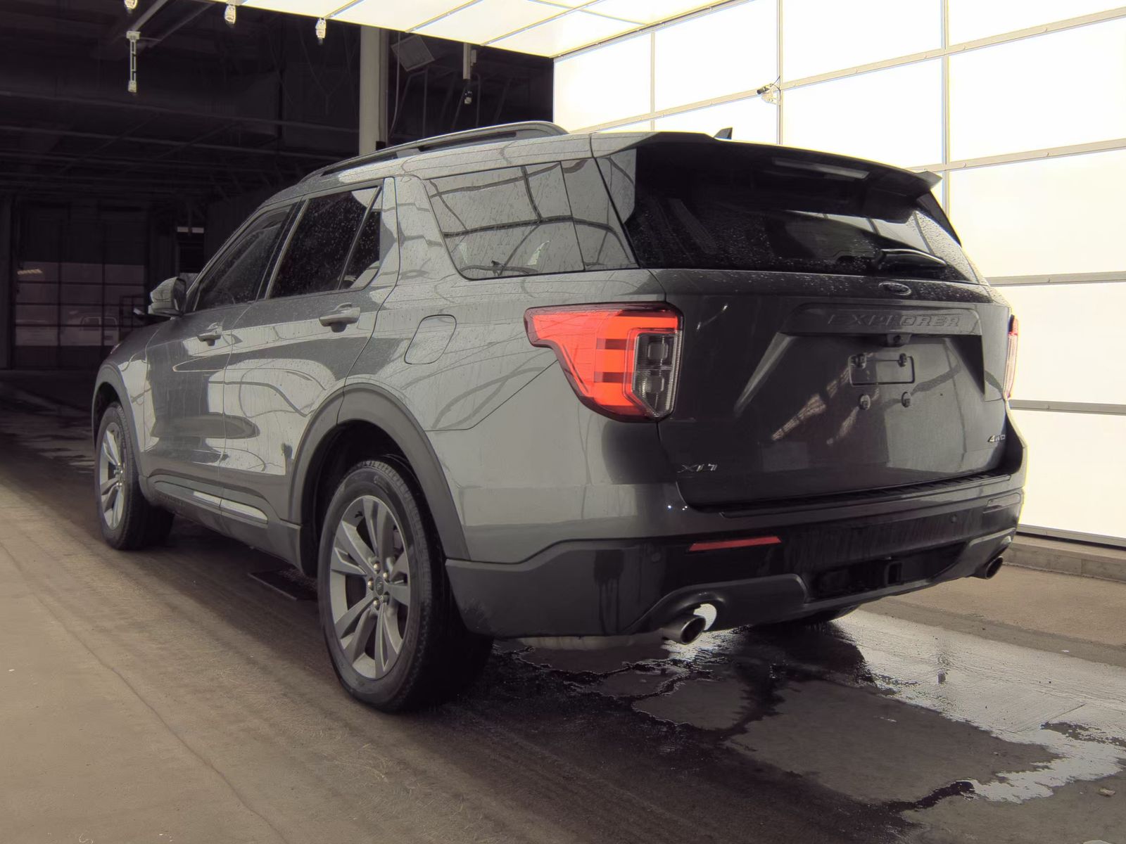 2022 Ford Explorer XLT AWD