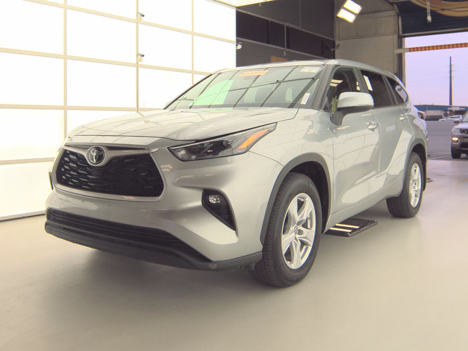 2024 Toyota Highlander LE AWD