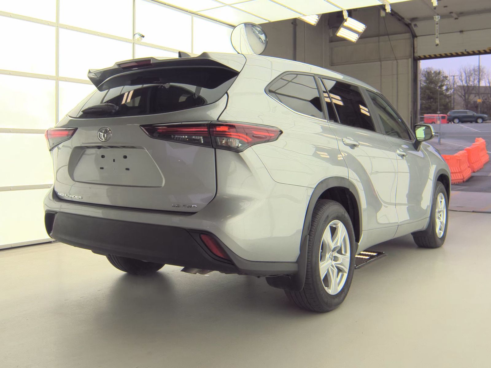 2024 Toyota Highlander LE AWD