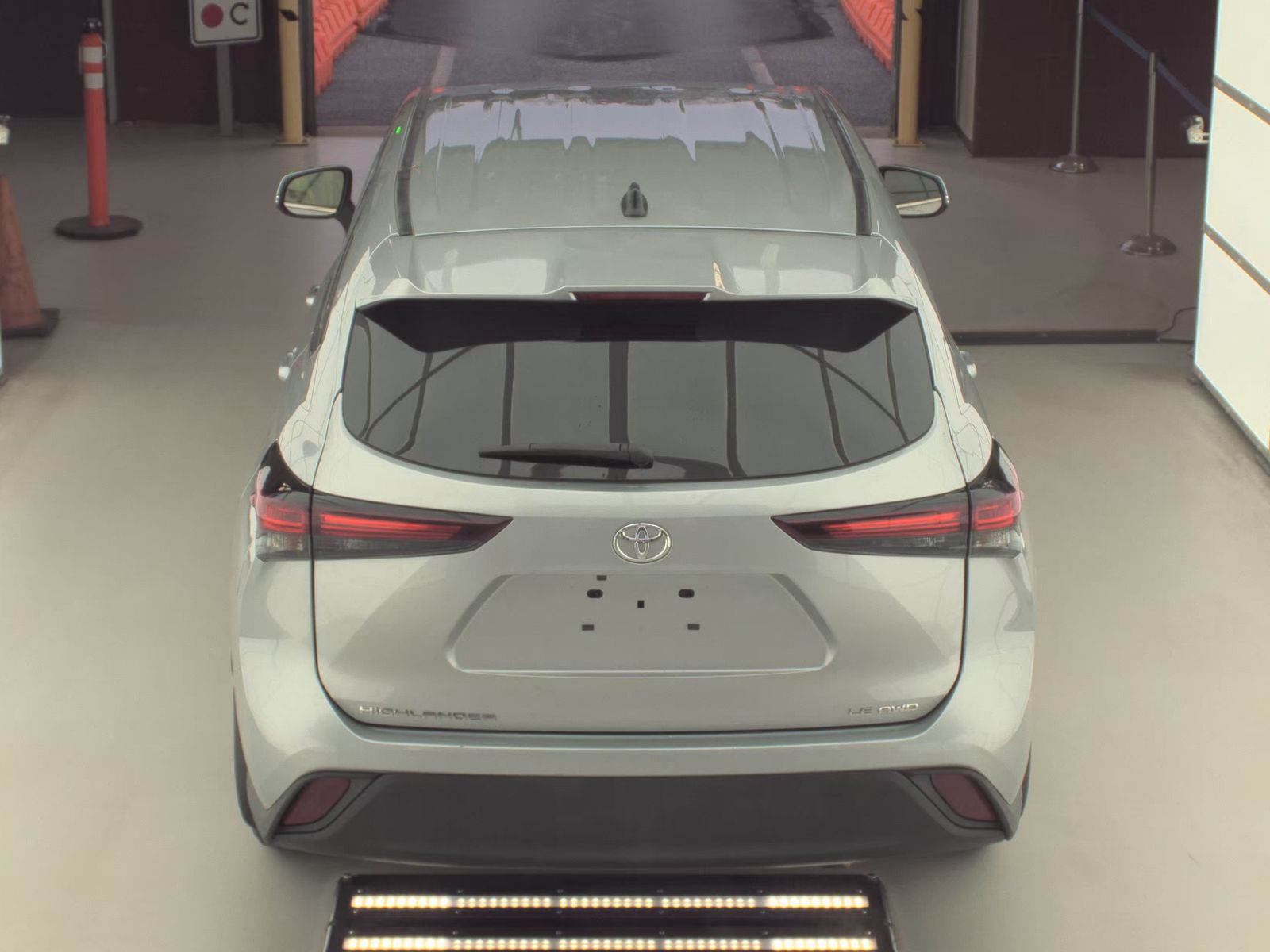 2024 Toyota Highlander LE AWD