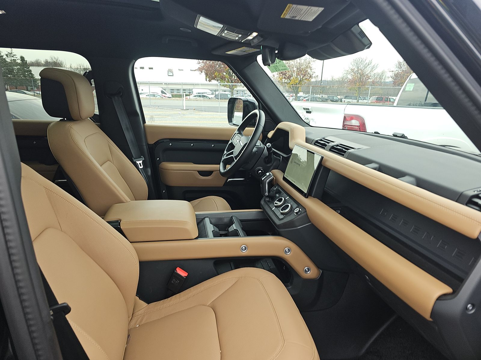 2025 Land Rover Defender 110 X-Dynamic SE AWD