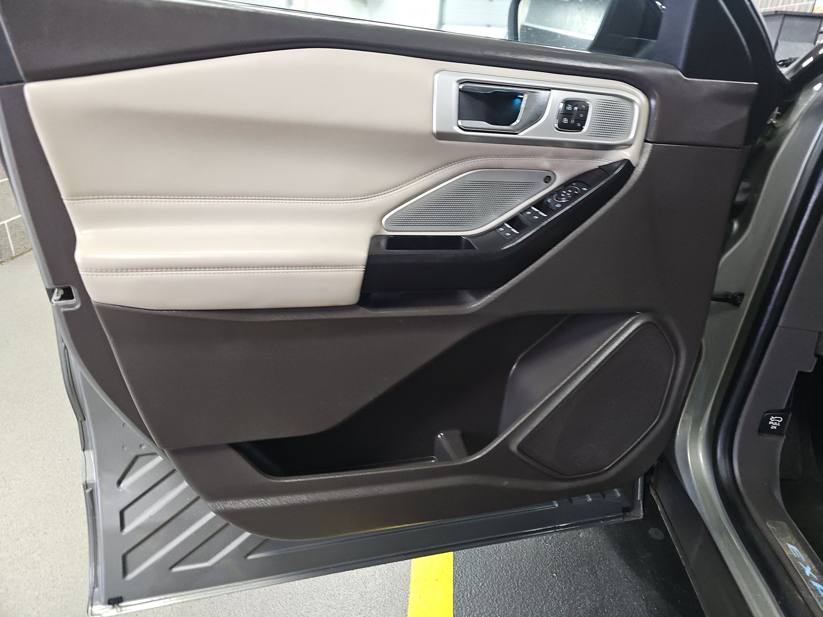 2020 Ford Explorer Platinum AWD