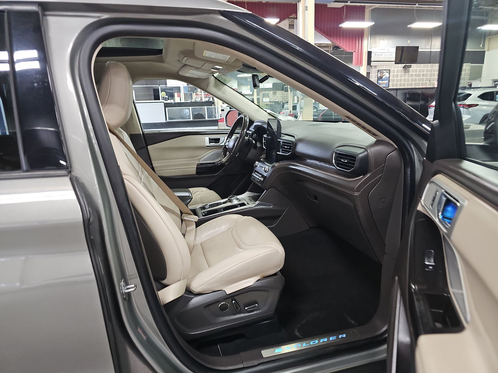 2020 Ford Explorer Platinum AWD