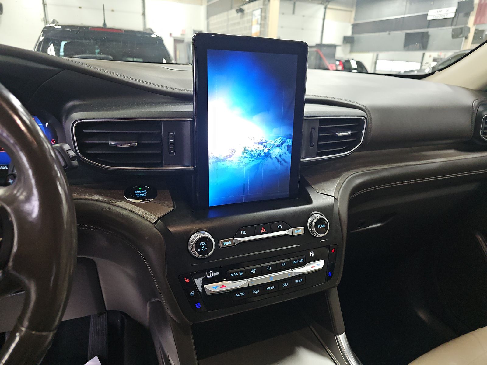 2020 Ford Explorer Platinum AWD