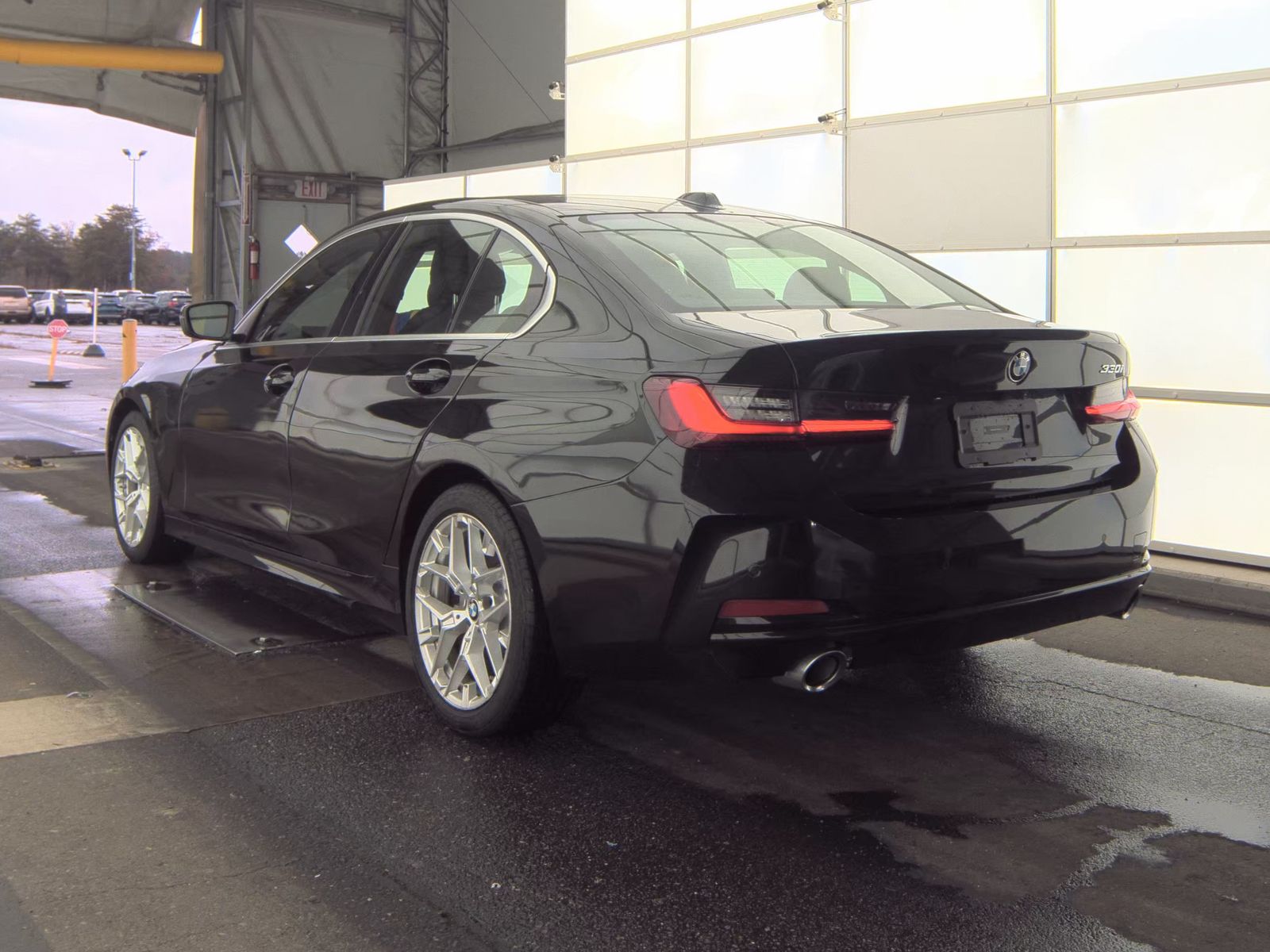 2025 BMW 3 Series 330i RWD