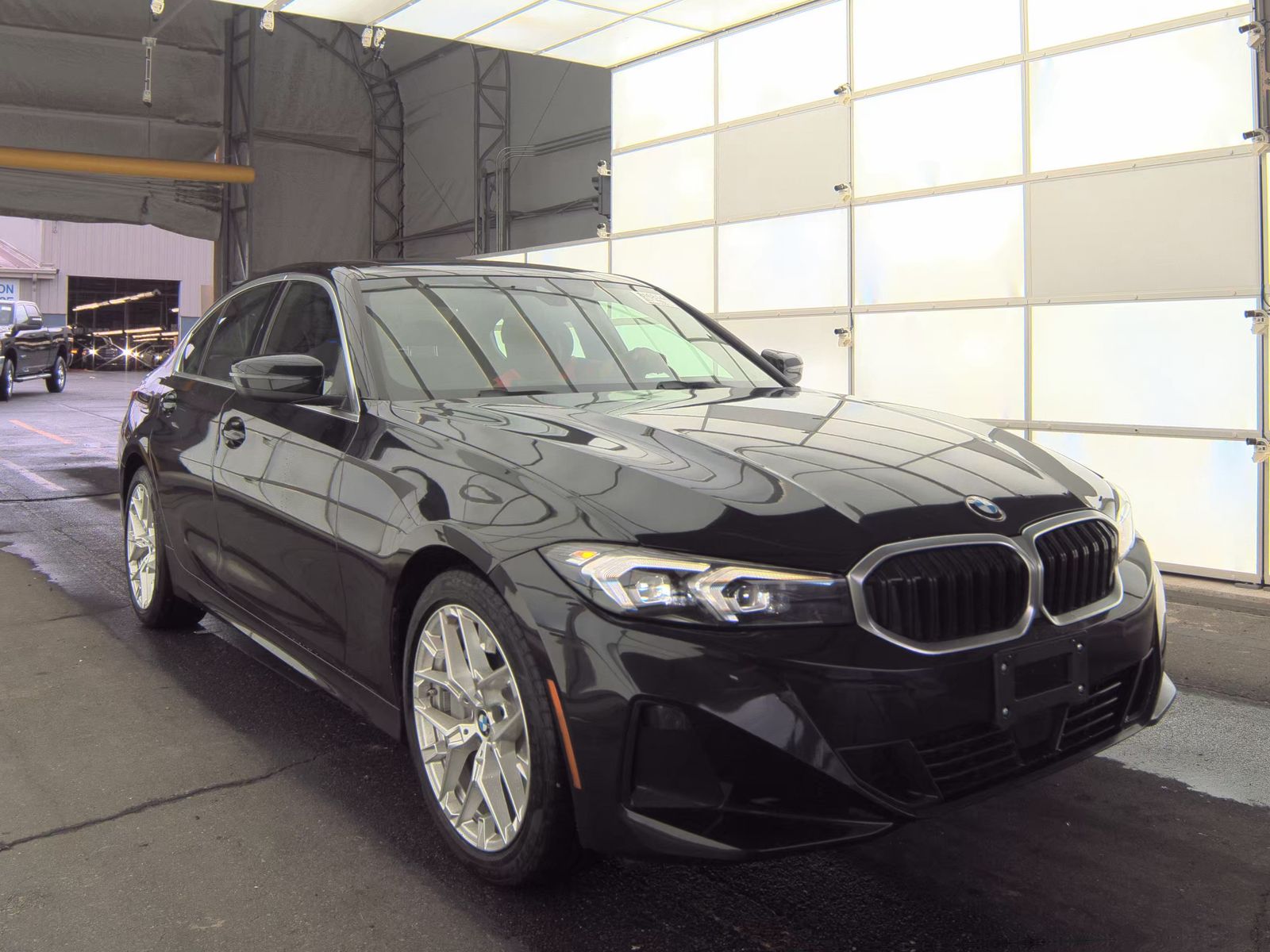 2025 BMW 3 Series 330i RWD