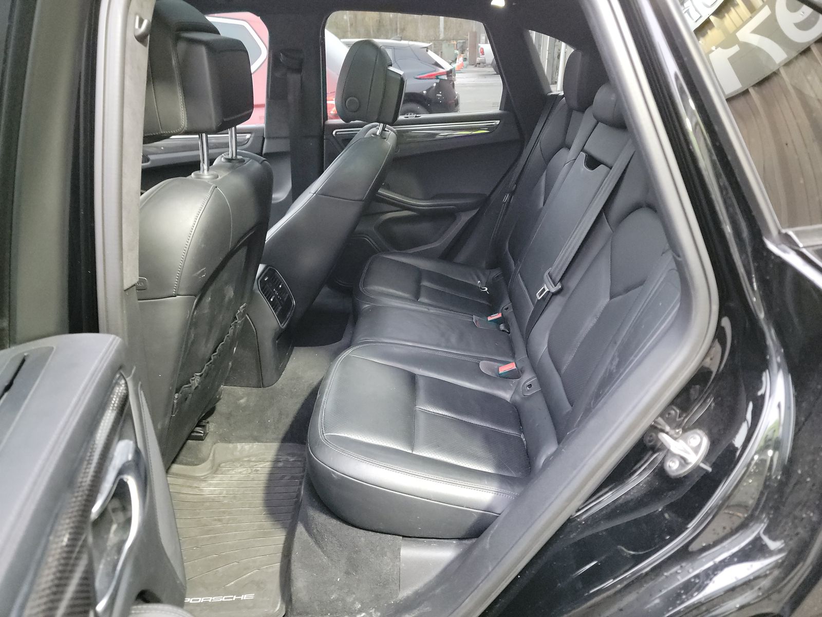 2016 Porsche Macan Turbo AWD