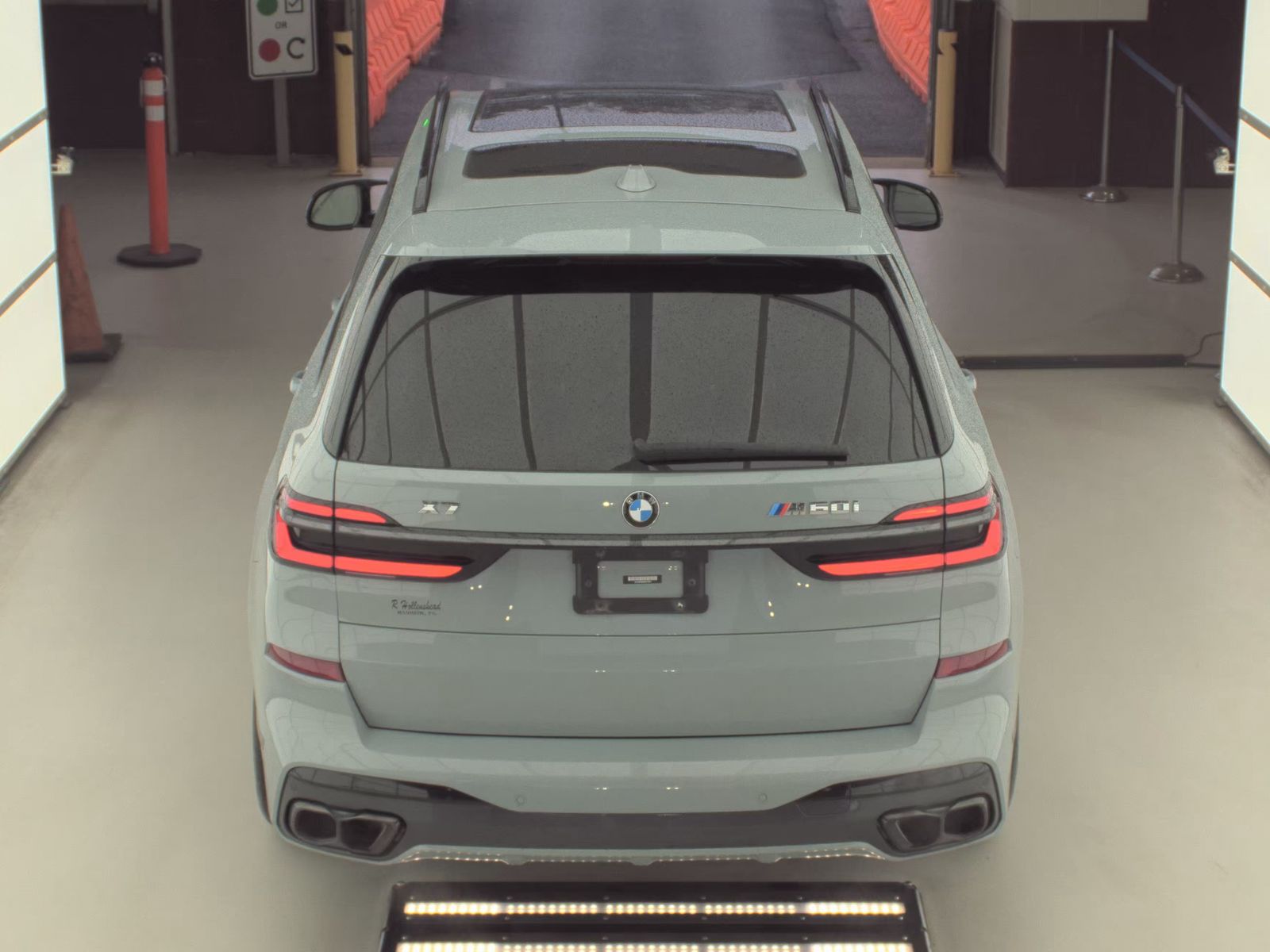 2024 BMW X7 M60i AWD