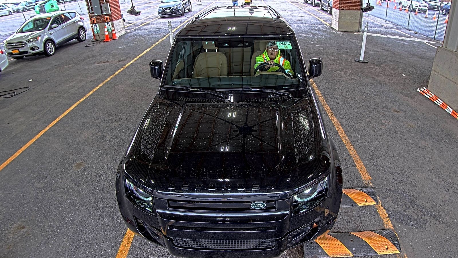 2025 Land Rover Defender 110 X-Dynamic SE AWD