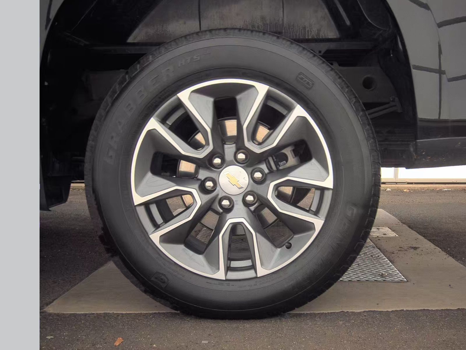 2023 Chevrolet Silverado 1500 LT AWD