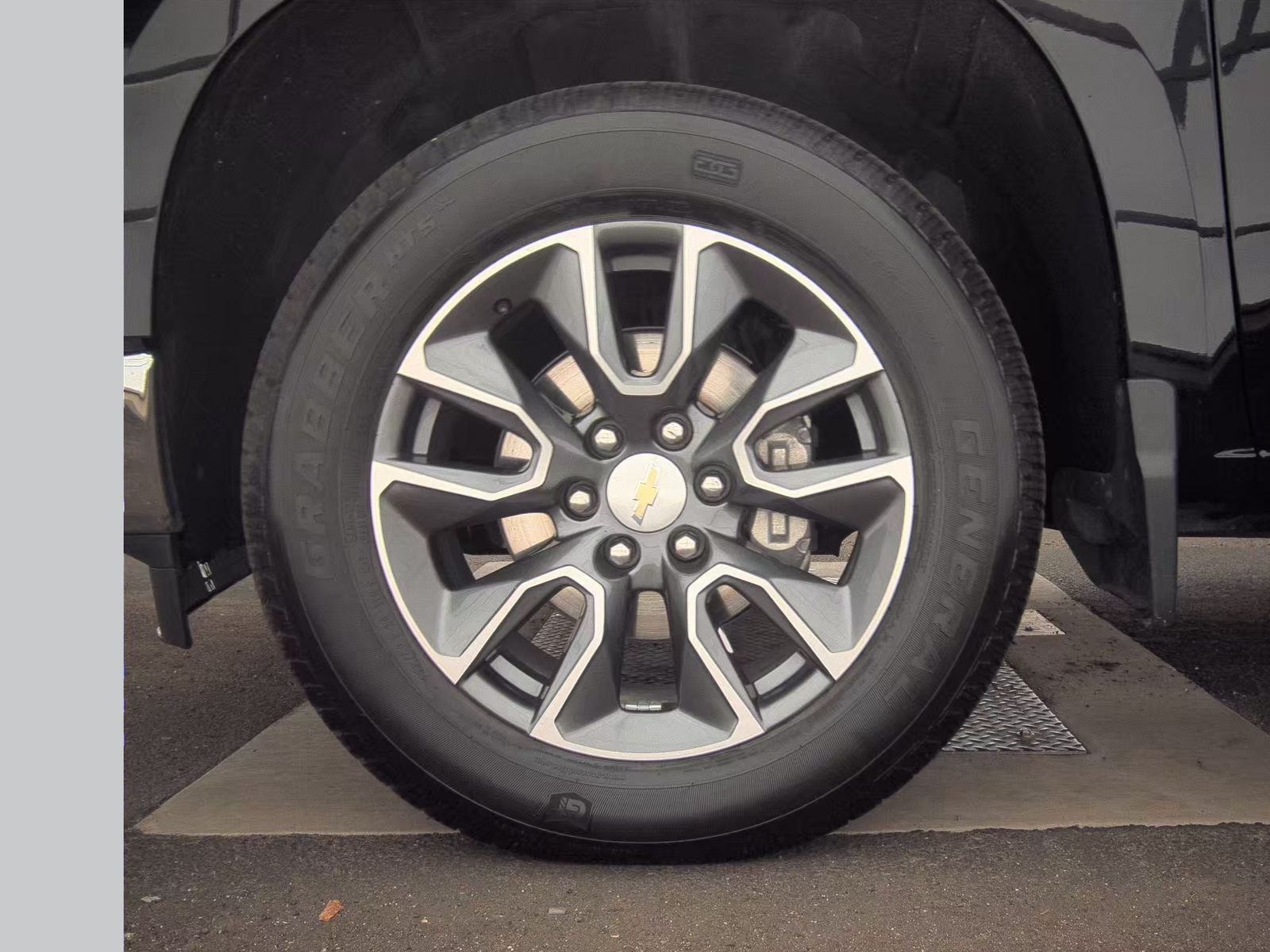 2023 Chevrolet Silverado 1500 LT AWD