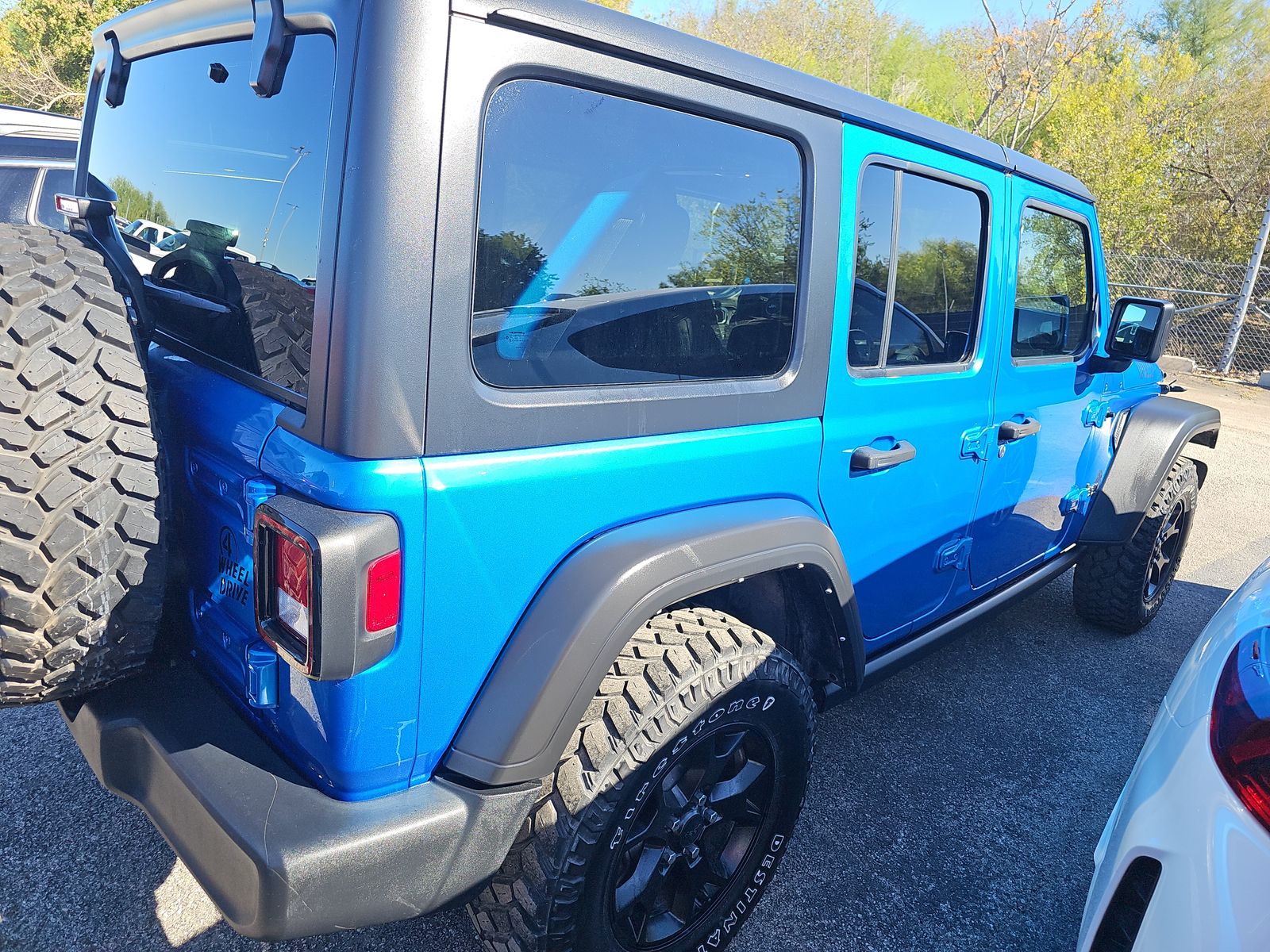 2022 Jeep Wrangler Unlimited Willys Edition AWD