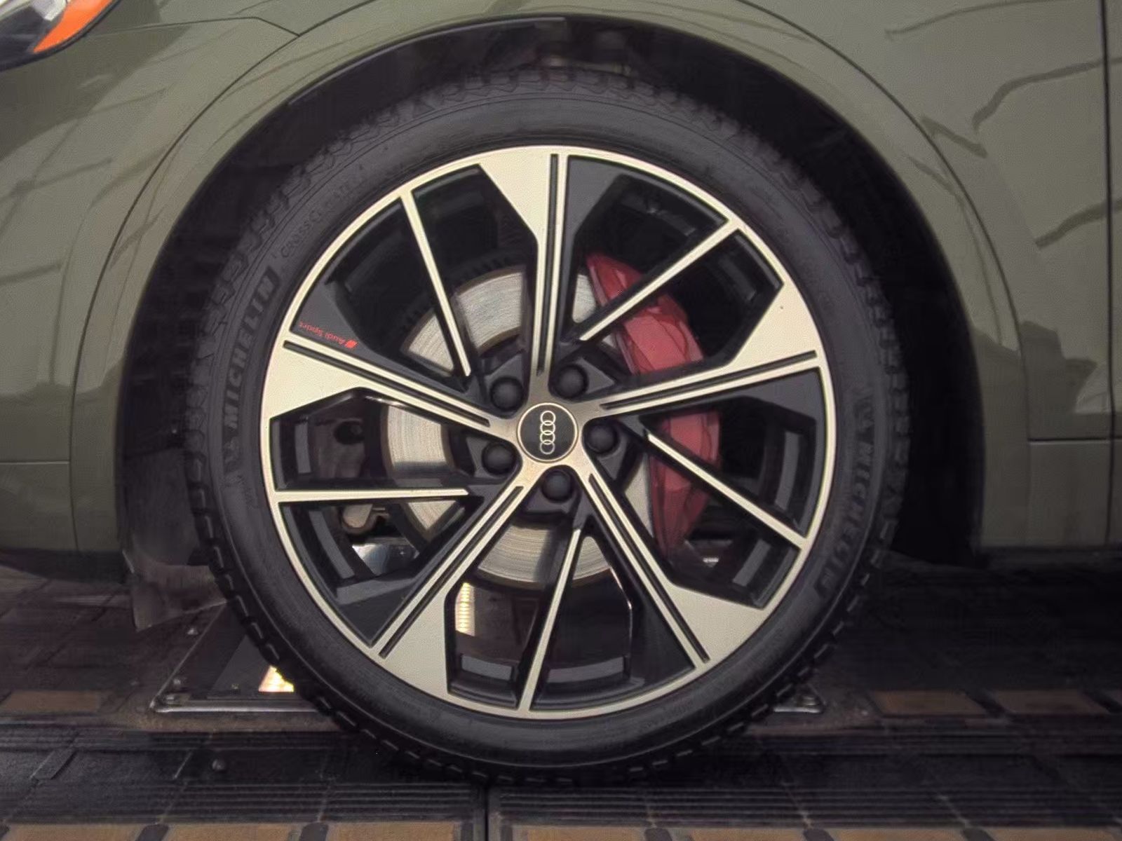 2021 Audi SQ5 Premium Plus AWD