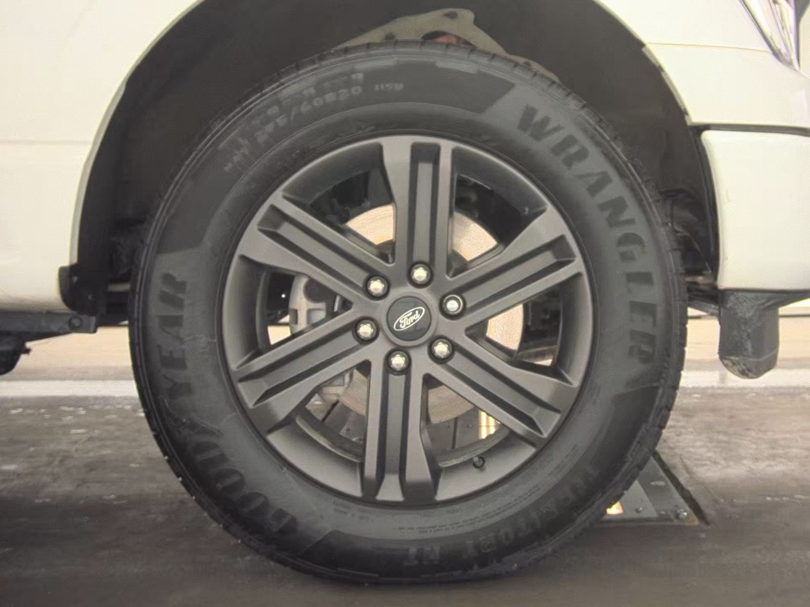 2022 Ford F-150 Hybrid XLT AWD