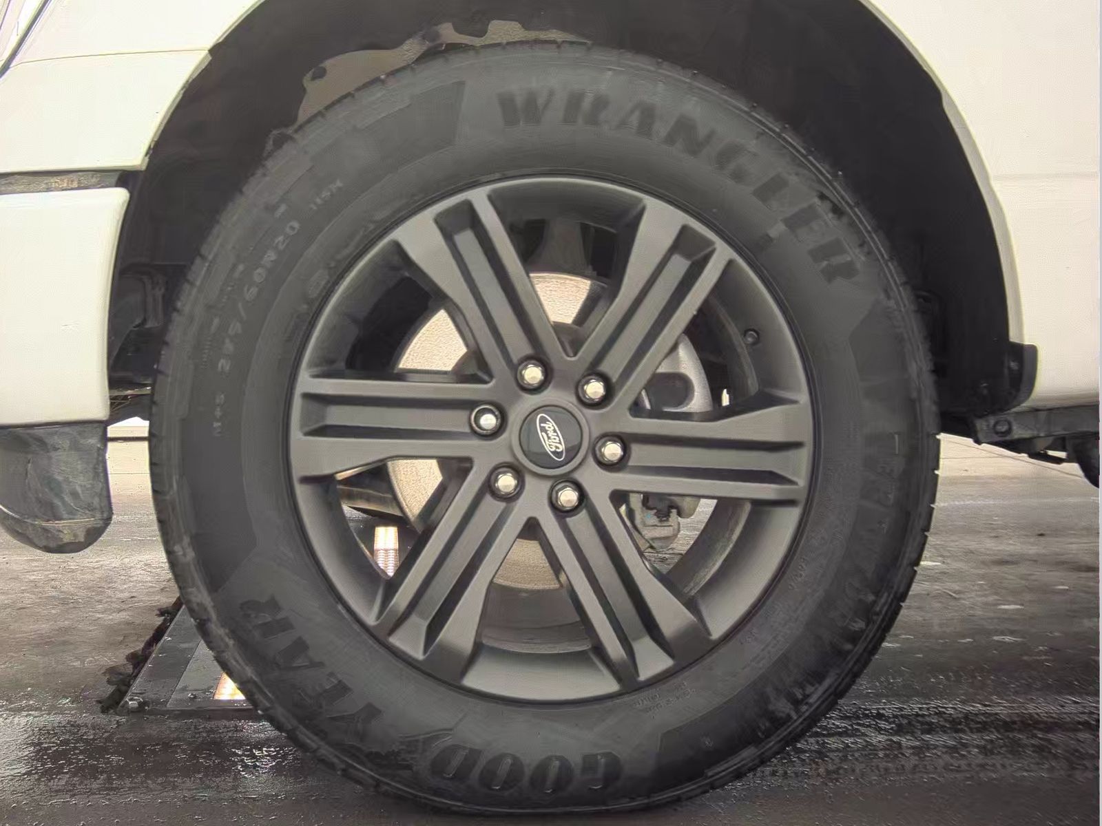 2022 Ford F-150 Hybrid XLT AWD