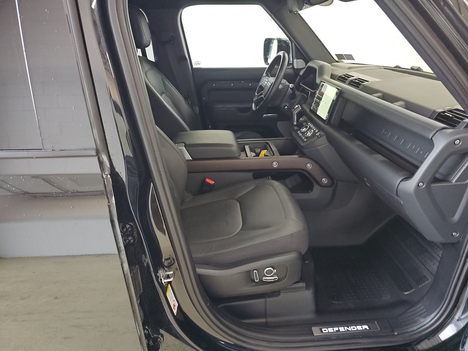 2024 Land Rover Defender 130 X AWD