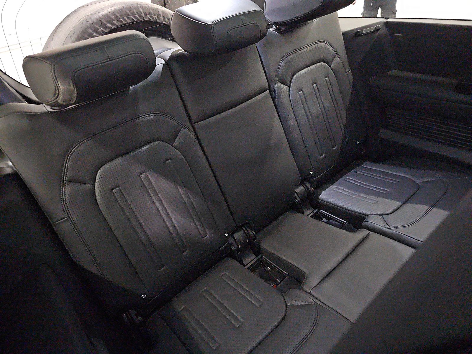 2024 Land Rover Defender 130 X AWD