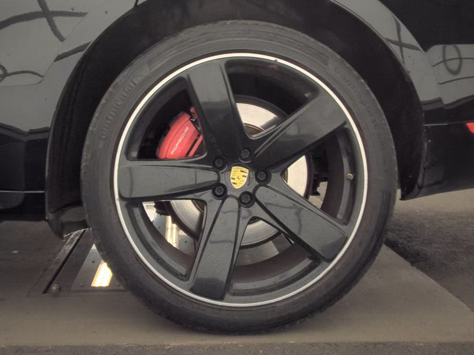 2016 Porsche Macan Turbo AWD