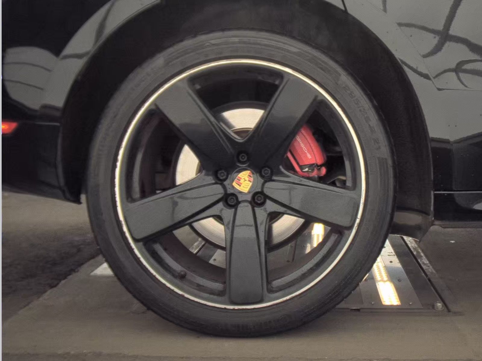 2016 Porsche Macan Turbo AWD