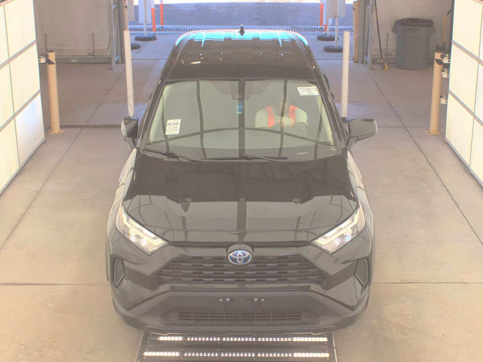 2024 Toyota RAV4 LE FWD