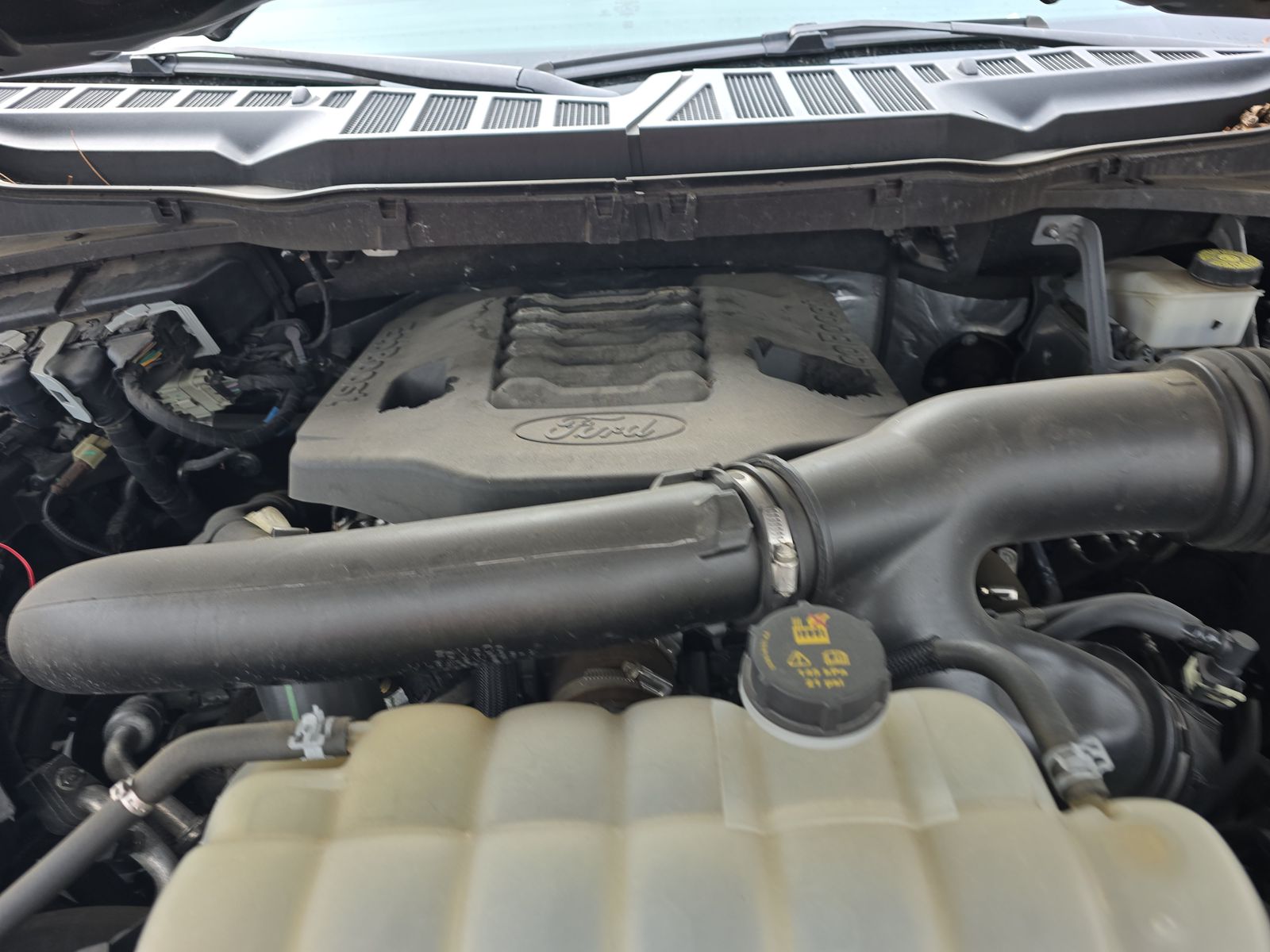 2022 Ford F-150 Lariat AWD