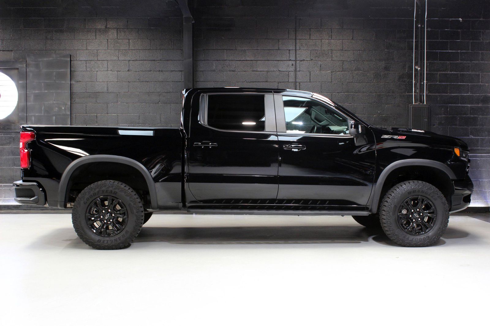 2025 Chevrolet Silverado 1500 ZR2 AWD