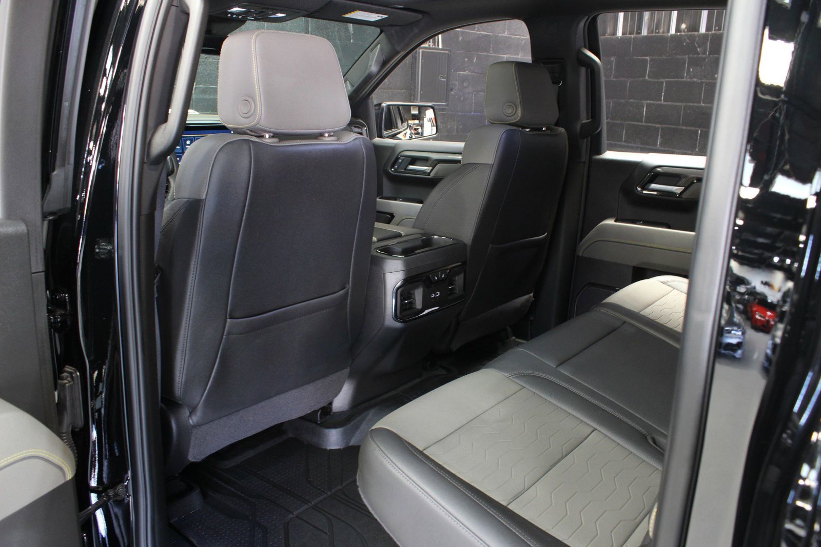 2025 Chevrolet Silverado 1500 ZR2 AWD