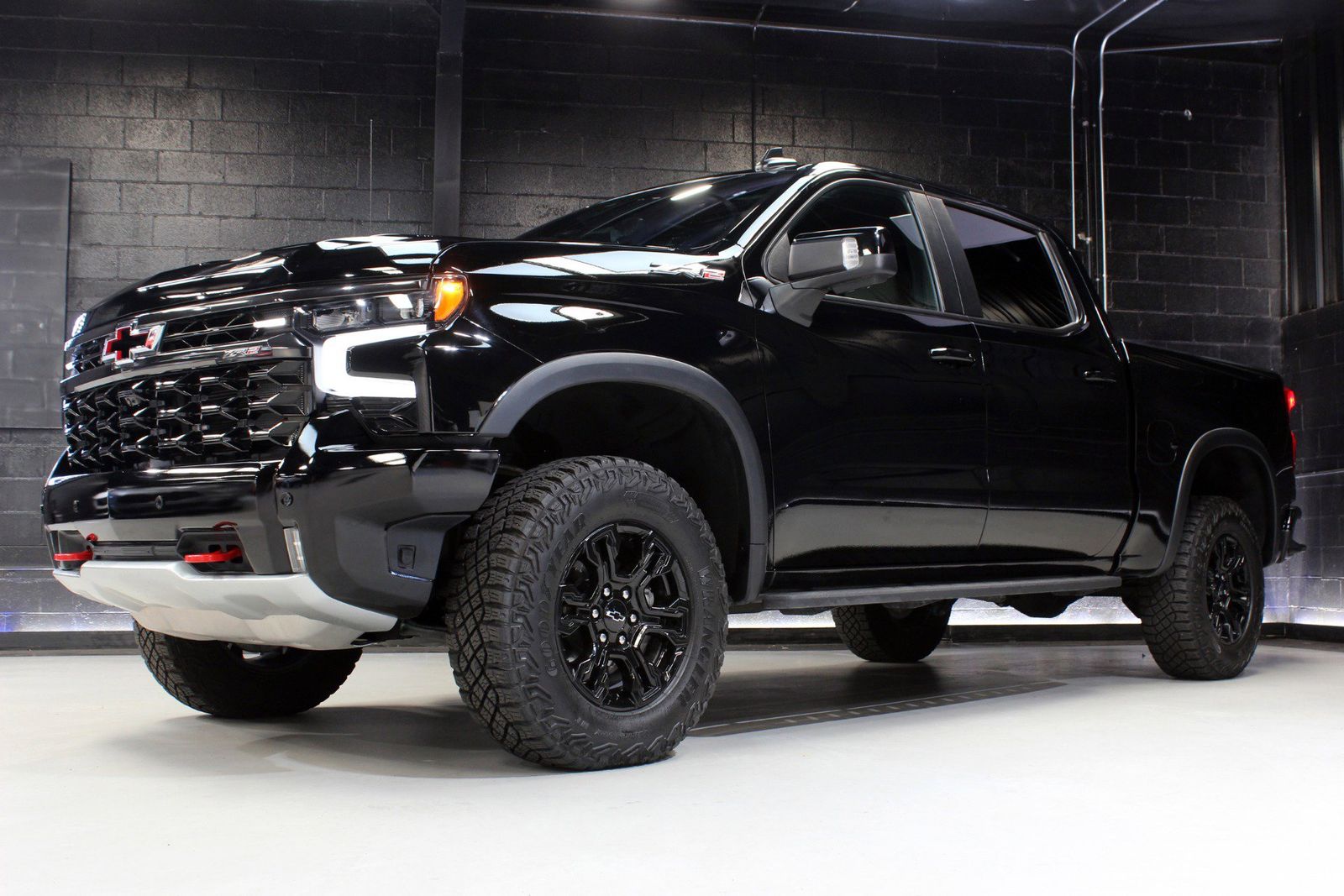 2025 Chevrolet Silverado 1500 ZR2 AWD