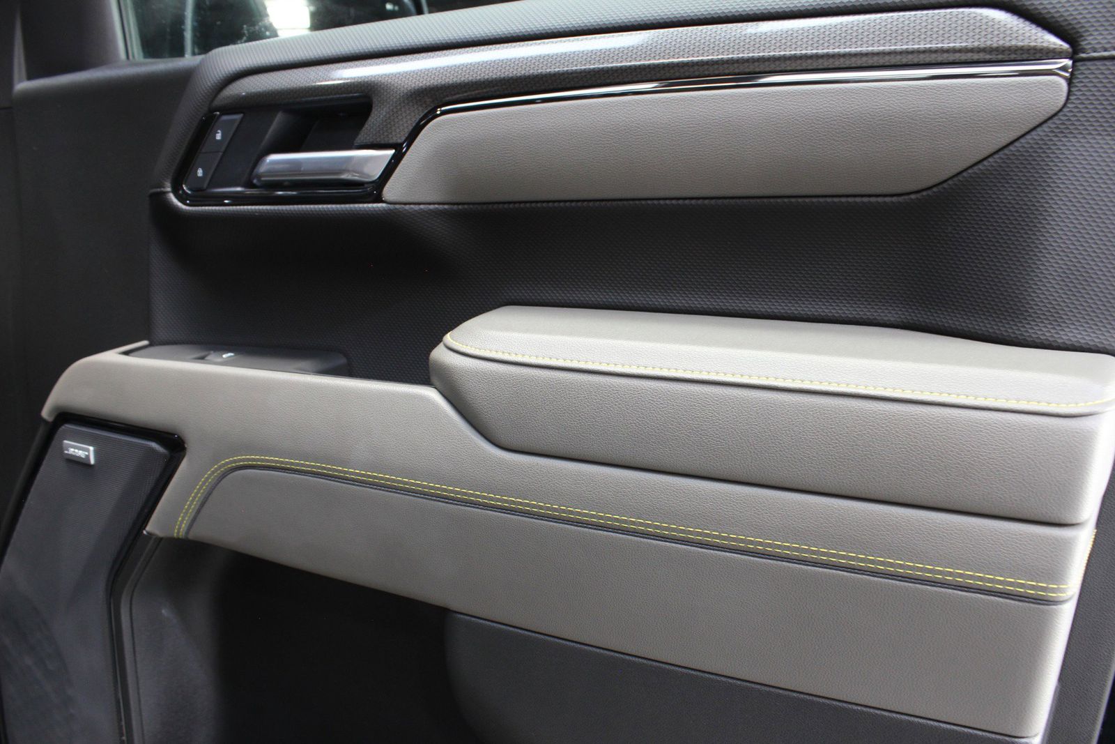 2025 Chevrolet Silverado 1500 ZR2 AWD