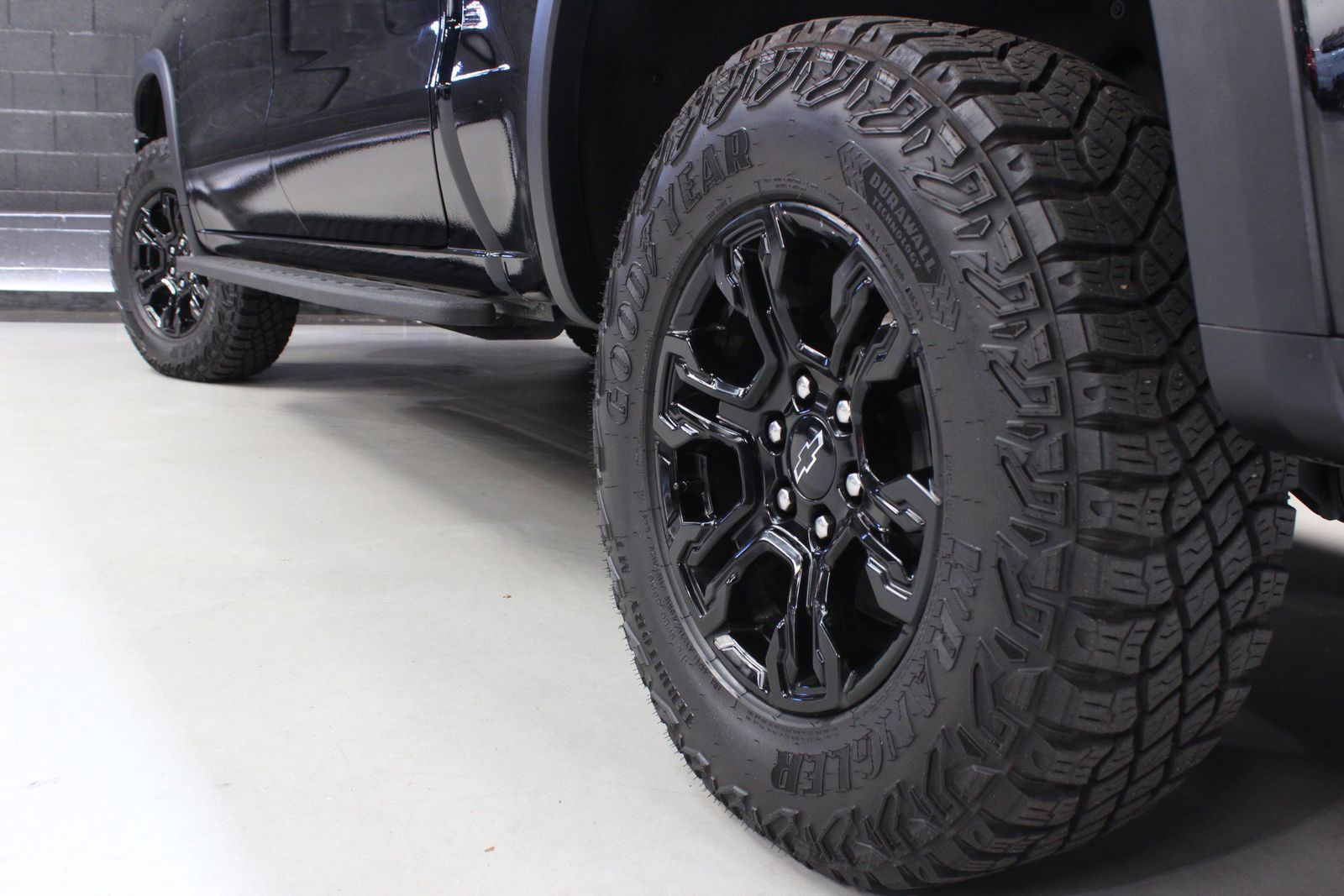 2025 Chevrolet Silverado 1500 ZR2 AWD