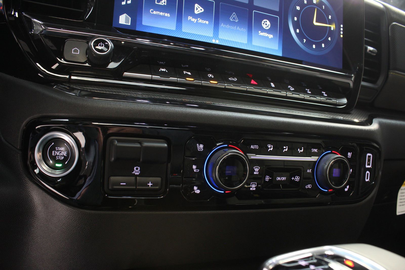 2025 Chevrolet Silverado 1500 ZR2 AWD