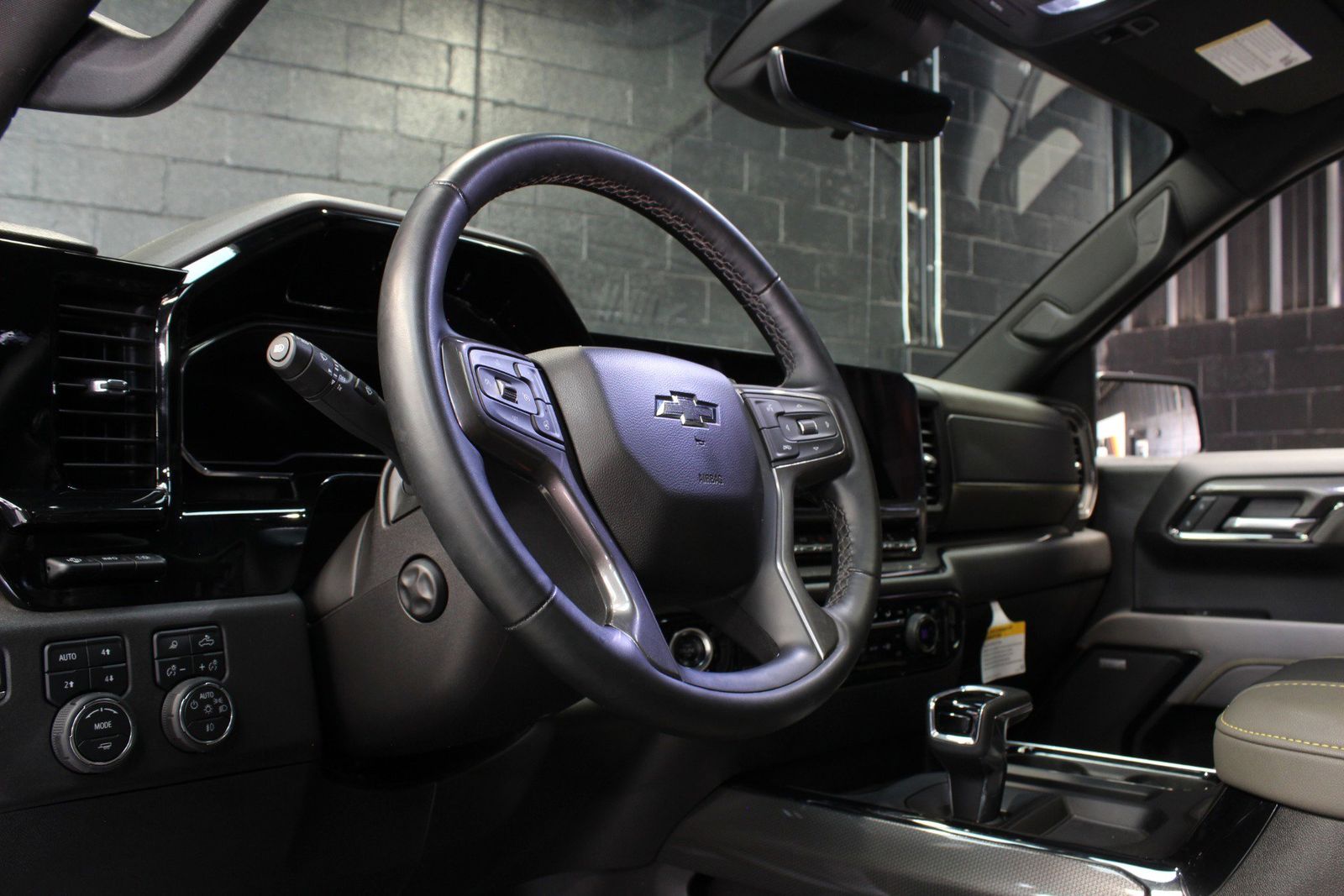 2025 Chevrolet Silverado 1500 ZR2 AWD