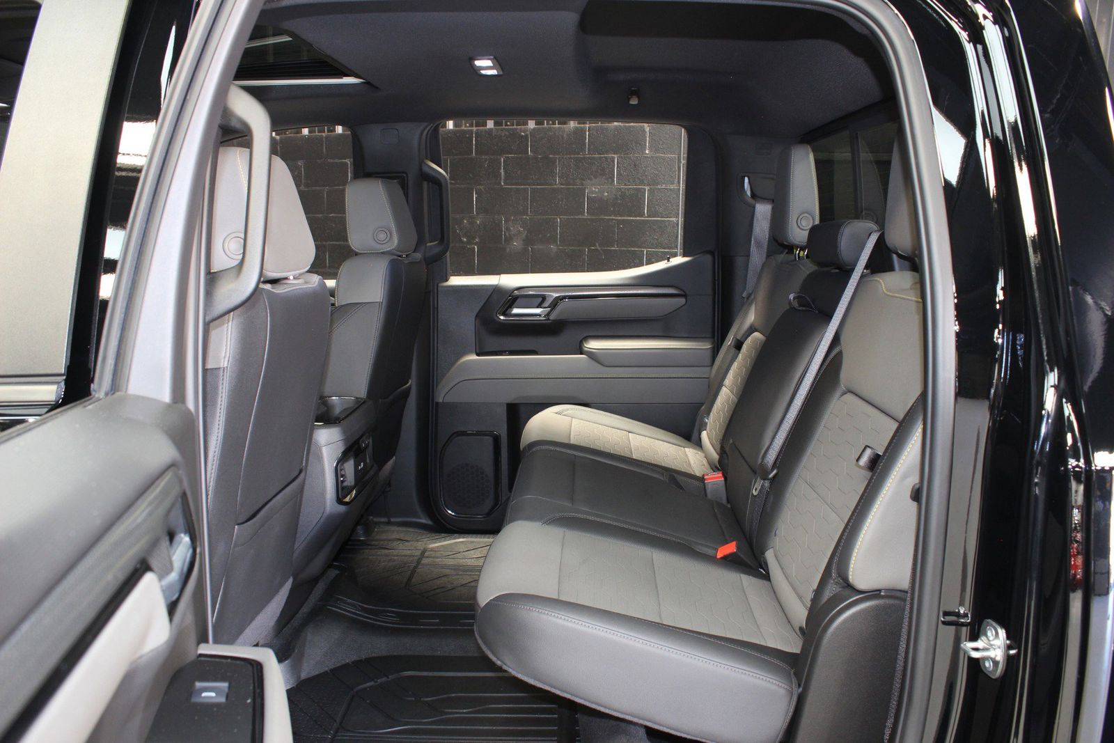 2025 Chevrolet Silverado 1500 ZR2 AWD