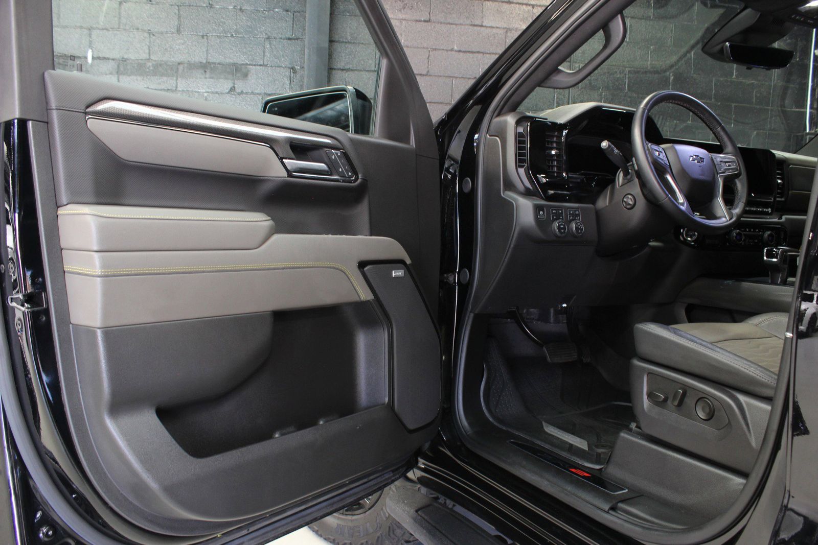 2025 Chevrolet Silverado 1500 ZR2 AWD